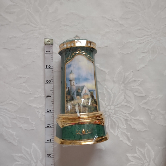 Thomas Kinkade Fifth issue Seaside Reflections music box collection - Picture 5 of 10